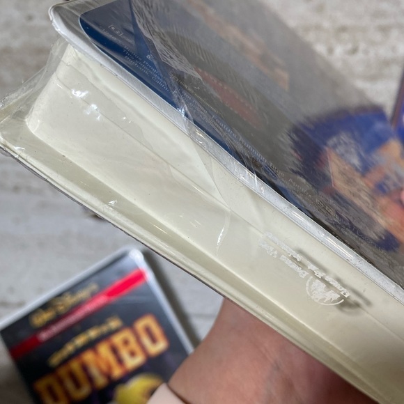 Set of 5 Disney VHS tapes.Pinocchio new in package - Picture 9 of 15